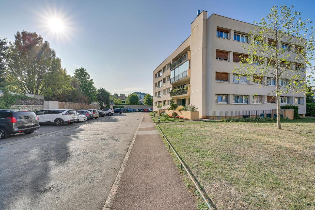 Apartamento Chic Apart Versailles Castle Le Chesnay  Exterior foto